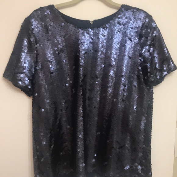 J.O.A dark navy sequin top with zipper detail - Picture 2 of 7